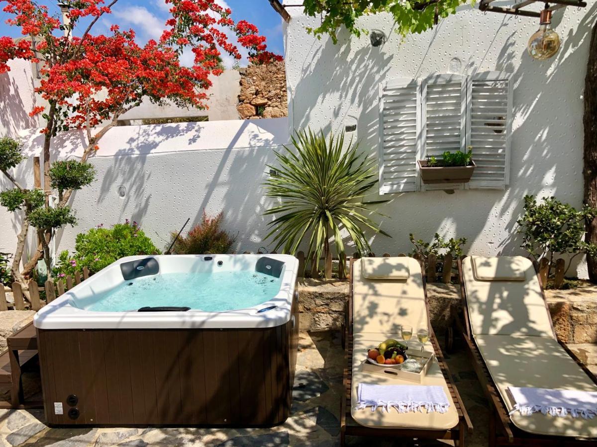 Avli Traditional Home With Private Jacuzzi Hersonissos  Exterior photo